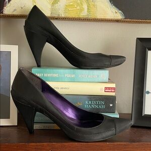 Bronx Black Heels with Purple Lining